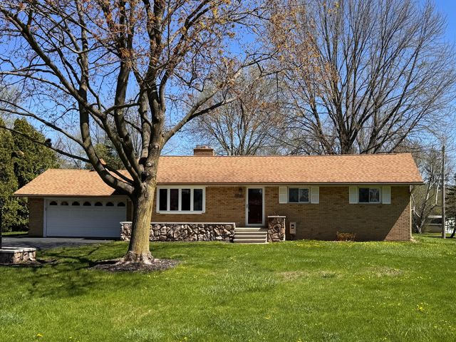 219 Ottawa Dr, Troy, MI 48085