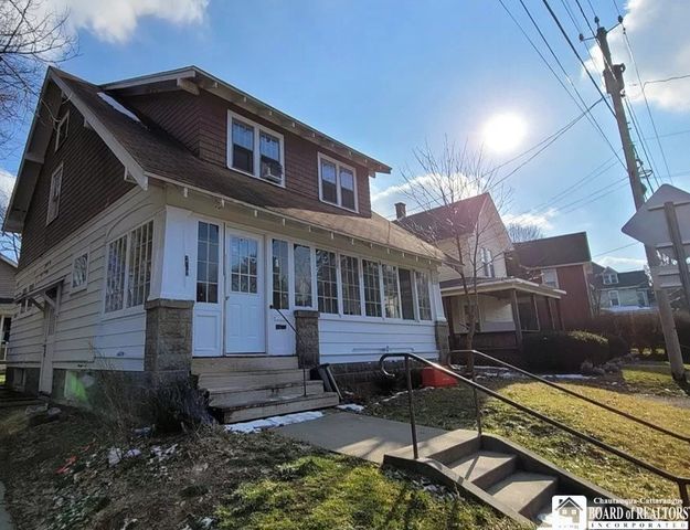 209 Forest Ave, Jamestown, NY 14701