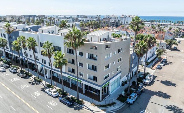 401 N  Coast Hwy #310, Oceanside, CA 92054
