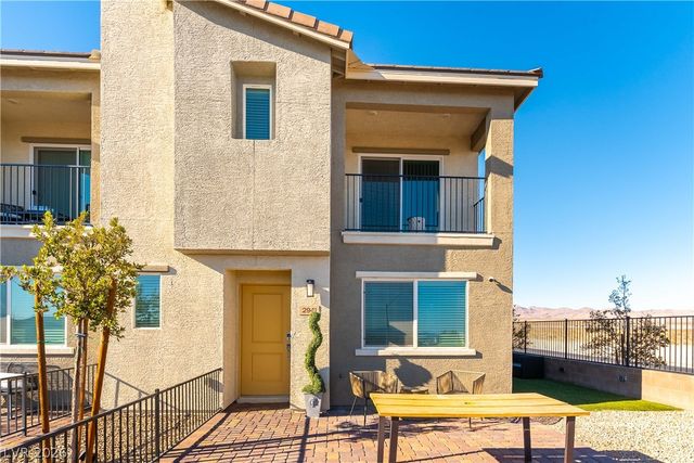 2941 Dusty Yellow Ct, North Las Vegas, NV 89086