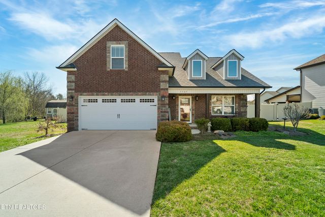 7707 Wolf Valley Ln, Knoxville, TN 37938