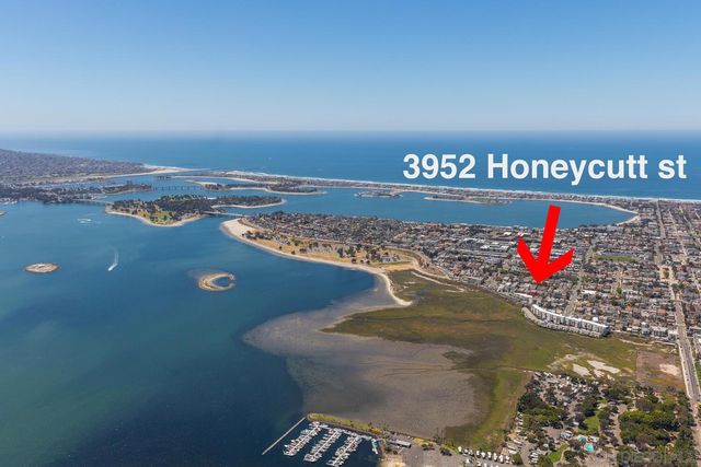 3952 Honeycutt St, San Diego, CA 92109