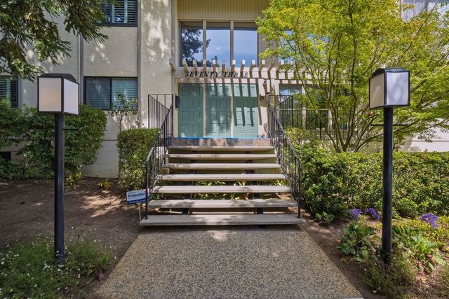 73 3rd St #36, Los Altos, CA 94022