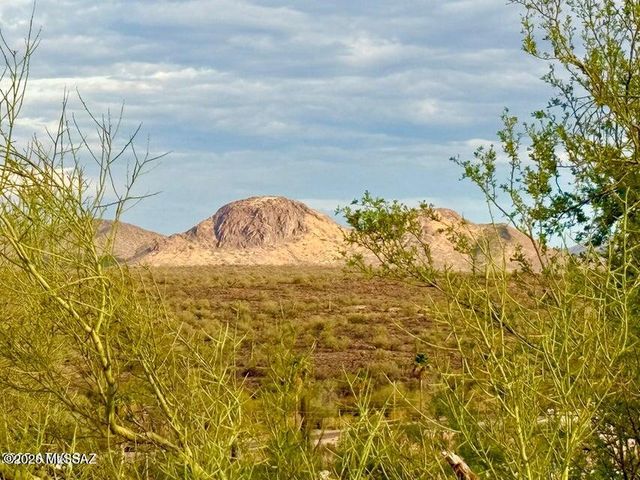 1033 N  Sherwood Way, Queen Valley, AZ 85118