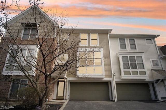 ホームズページ Condos For Sale in 44118, - 35 Listings | Trulia