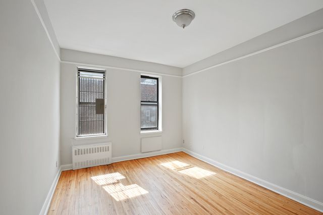 1582 1st Ave #3A, New York, NY 10028