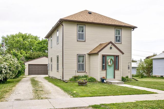 120 2nd Ave NW, Plainview, MN 55964