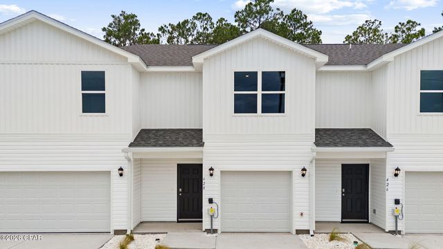 420 Chateau Ln, Port Saint Joe, FL 32456