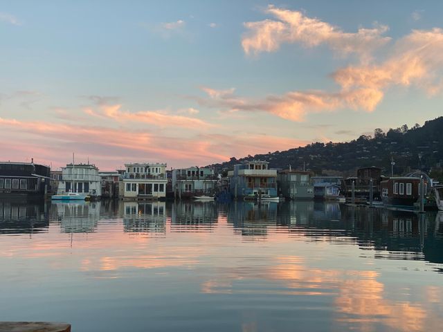 10 Issaquah Dock #10, Sausalito, CA 94965
