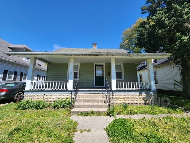 1554 2nd Ave, Terre Haute, IN 47807