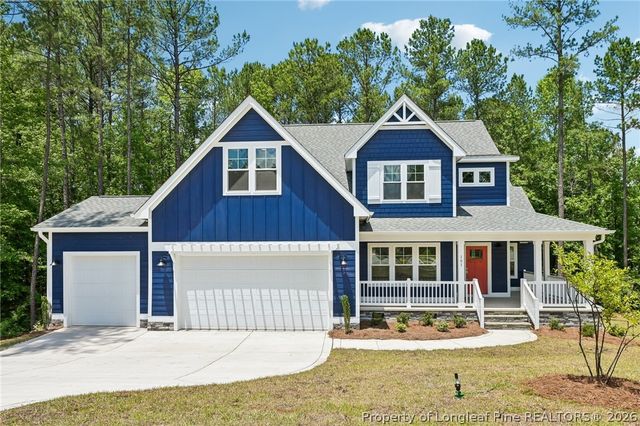 101 Graduate Ct, Spring Lake, NC 28390