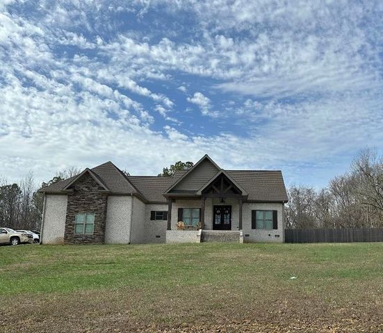 450 County Road 367, Florence, AL 35634