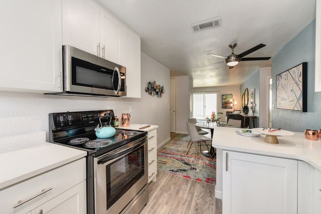 8303 Walerga Rd #117, Antelope, CA 95843