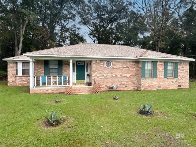 18760 Chestang St, Mount Vernon, AL 36560