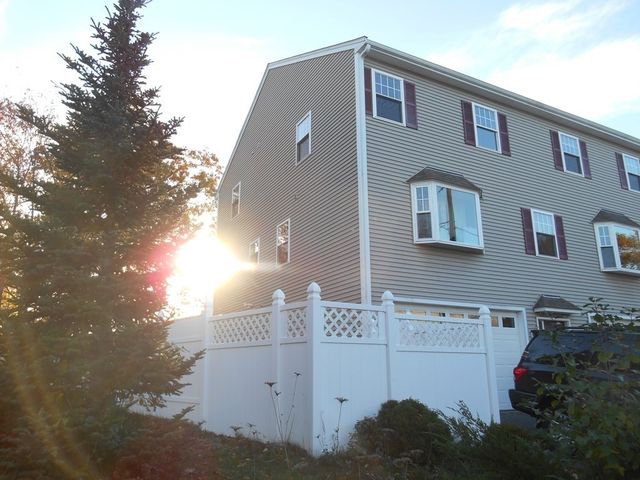 20 Isabella St, Quincy, MA 02169