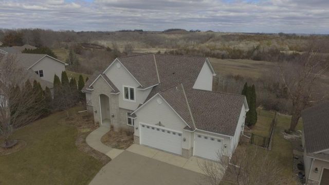 549 Tuttle Dr, Hastings, MN 55033