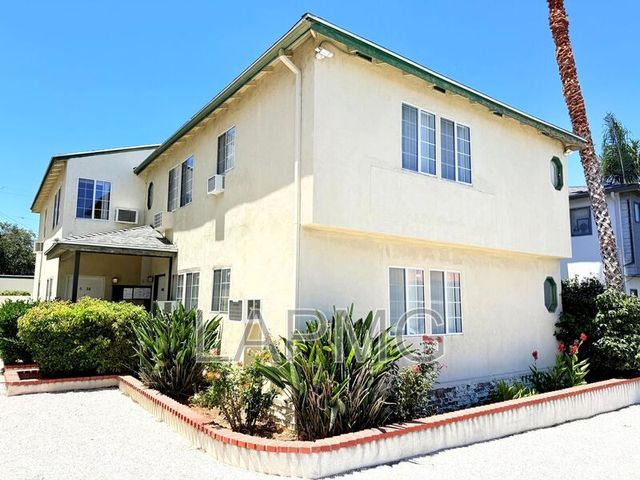 4433 Hazeltine Ave #1/2, Sherman Oaks, CA 91423