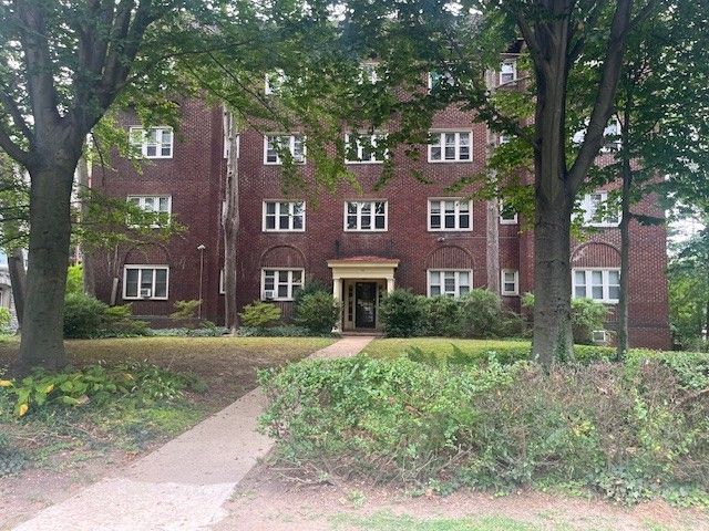 101 Carpenter Ln #3, Philadelphia, PA 19119