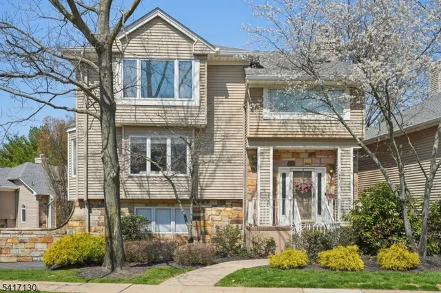 143 Clarken Dr, West Orange, NJ 07052