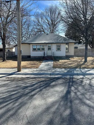 1940 13th St, Mitchell, NE 69357