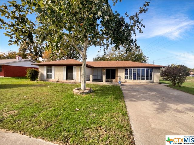 610 Creek St, Copperas Cove, TX 76522