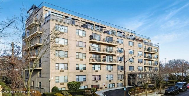 175 Zoe St #5B, Staten Island, NY 10305