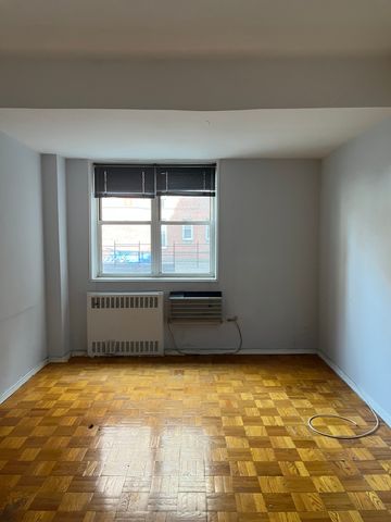 355 Bronx River Rd #1P, Yonkers, NY 10704