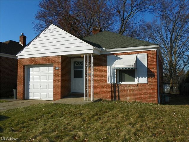 2442 Fortune Ave, Parma, OH 44134