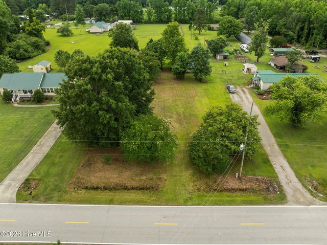 1935 Sr 1516, Washington, NC 27889