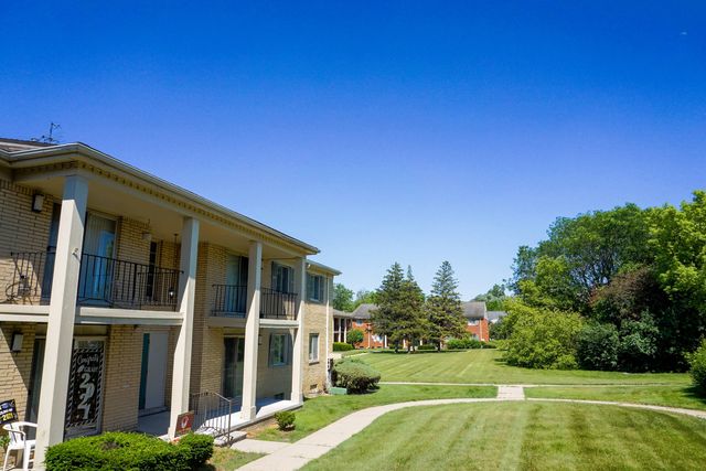 25740 Shiawassee Rd #532-323, Southfield, MI 48033