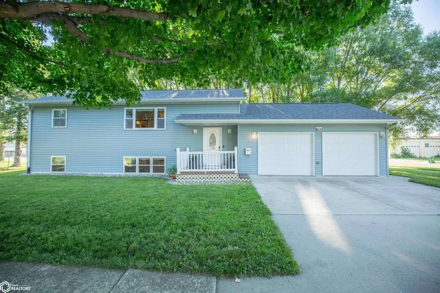 601 S  Harriet St, Algona, IA 50511