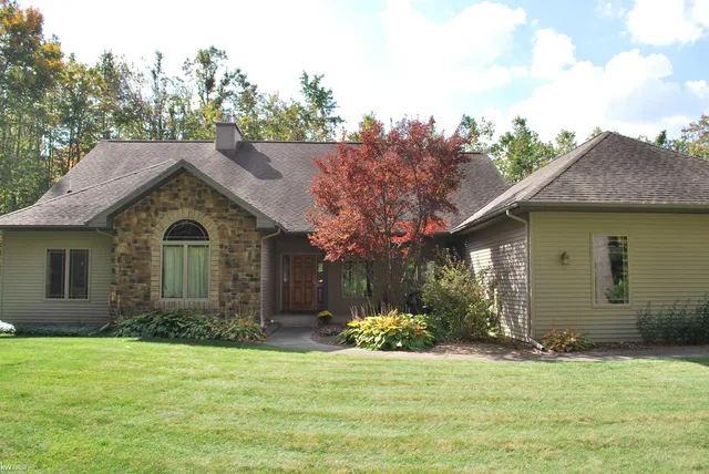 2999 Tag Alder Trl, Gaylord, MI 49735