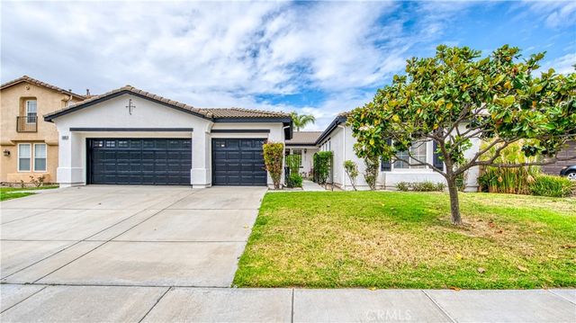 7085 Dove Valley Way, Corona, CA 92880