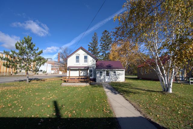 201 7th St E, Browerville, MN 56438