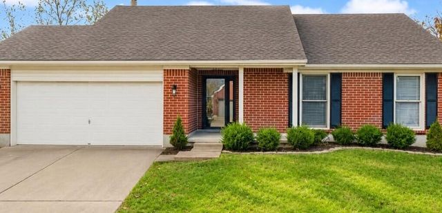 131 Hawthorne Dr, Georgetown, KY 40324