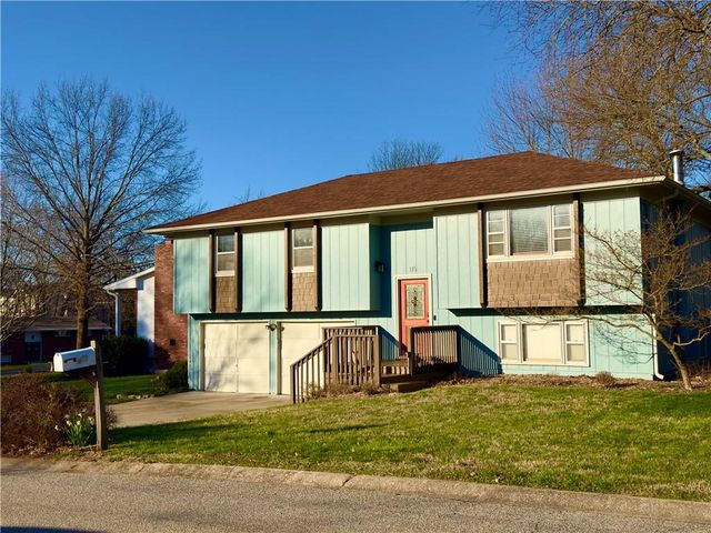 115 Fairview Ave, Warrensburg, MO 64093