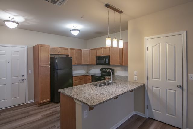 850 Lisburn Rd #10-203, Camp Hill, PA 17011