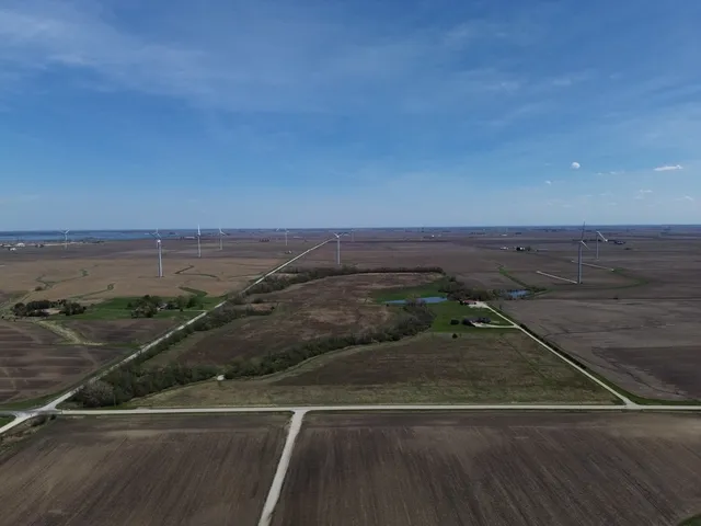 1976 E  24th Rd, Ransom, IL 60470