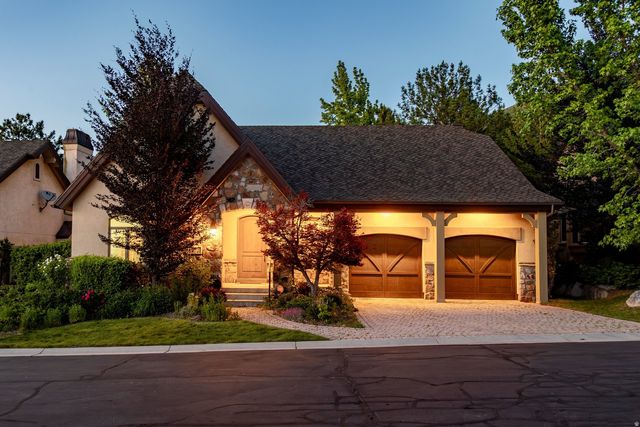8371 S  Via Riviera Way, Sandy, UT 84093