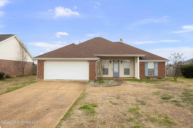 1108 Spanish Oak Dr, Pearl, MS 39208