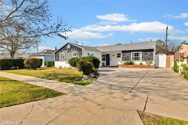 7037 Tunney Ave, Reseda, CA 91335