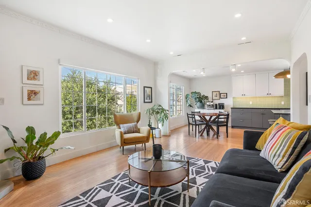 225 Congdon St, San Francisco, CA 94112