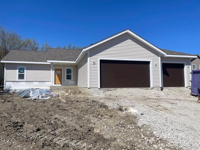 21520 Valley DRIVE, New Berlin, WI 53146