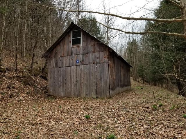 500 Lick Creek Rd, Forksville, PA 18616
