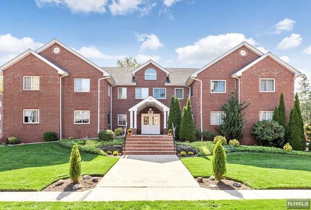 199 Union Ave #1B, Rutherford, NJ 07070
