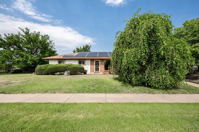 305 Moore Ave, Las Animas, CO 81054