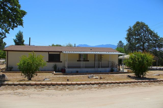 8 Quail Ln, Wofford Heights, CA 93285
