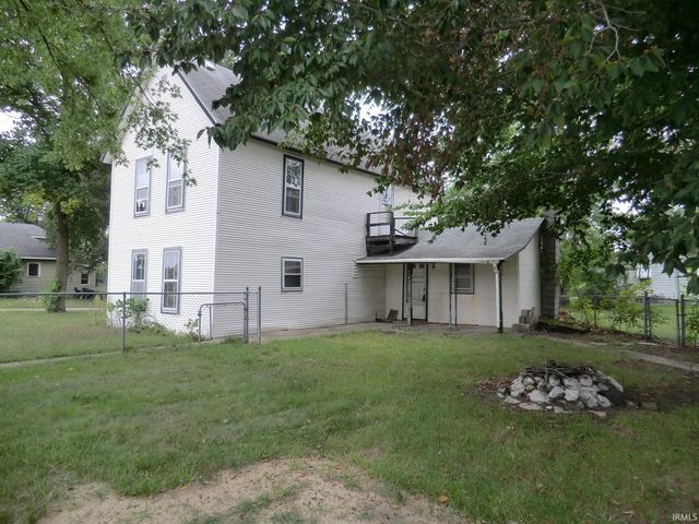 402 Lincoln Ave, North Judson, IN 46366
