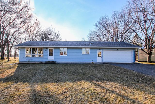 1150 13th Ave NW, Hutchinson, MN 55350