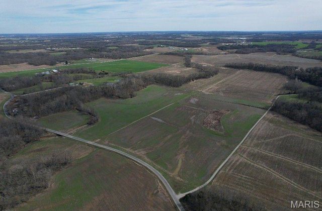 S  Fork Rd, Red Bud, IL 62278